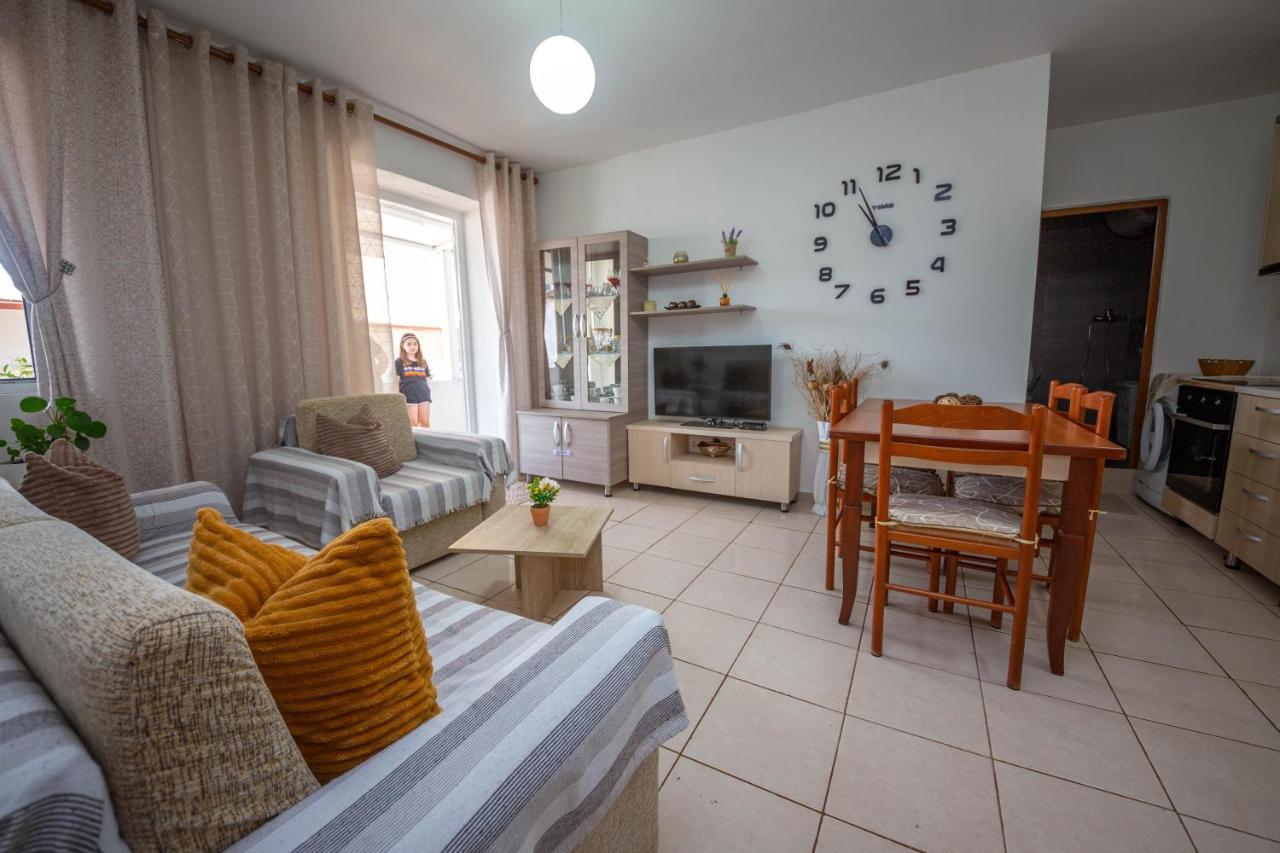 Emel Apartaments Ksamil Exteriör bild